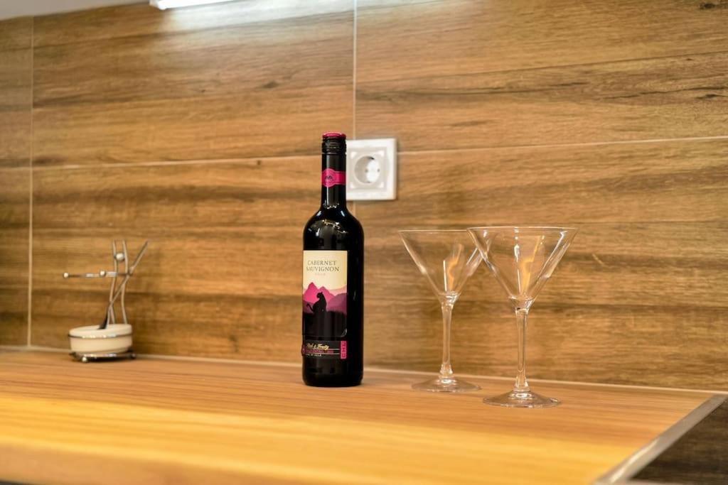 Artemis Modern Apartment Athene Buitenkant foto